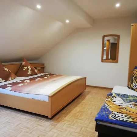 Apartment Wein-und Gaestehaus Alfons Bollig *