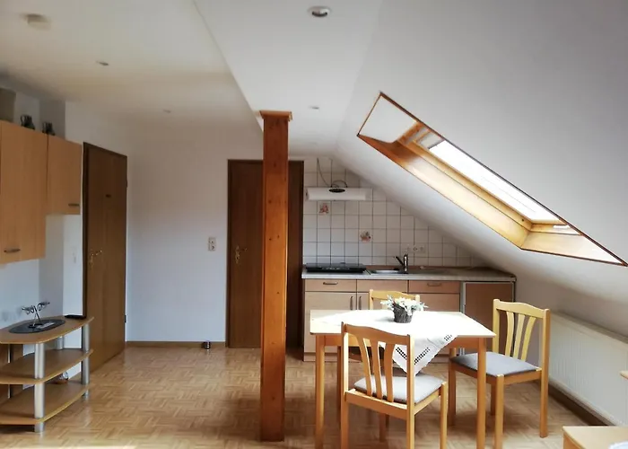 Wein-und Gaestehaus Alfons Bollig Apartmán Trittenheim