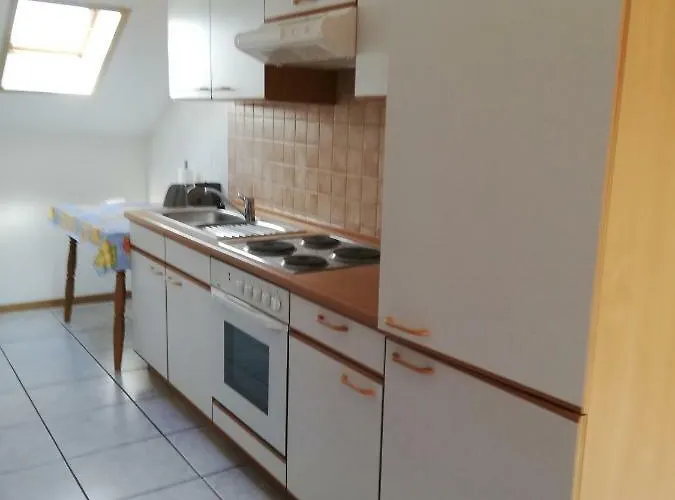 Wein-und Gaestehaus Alfons Bollig *